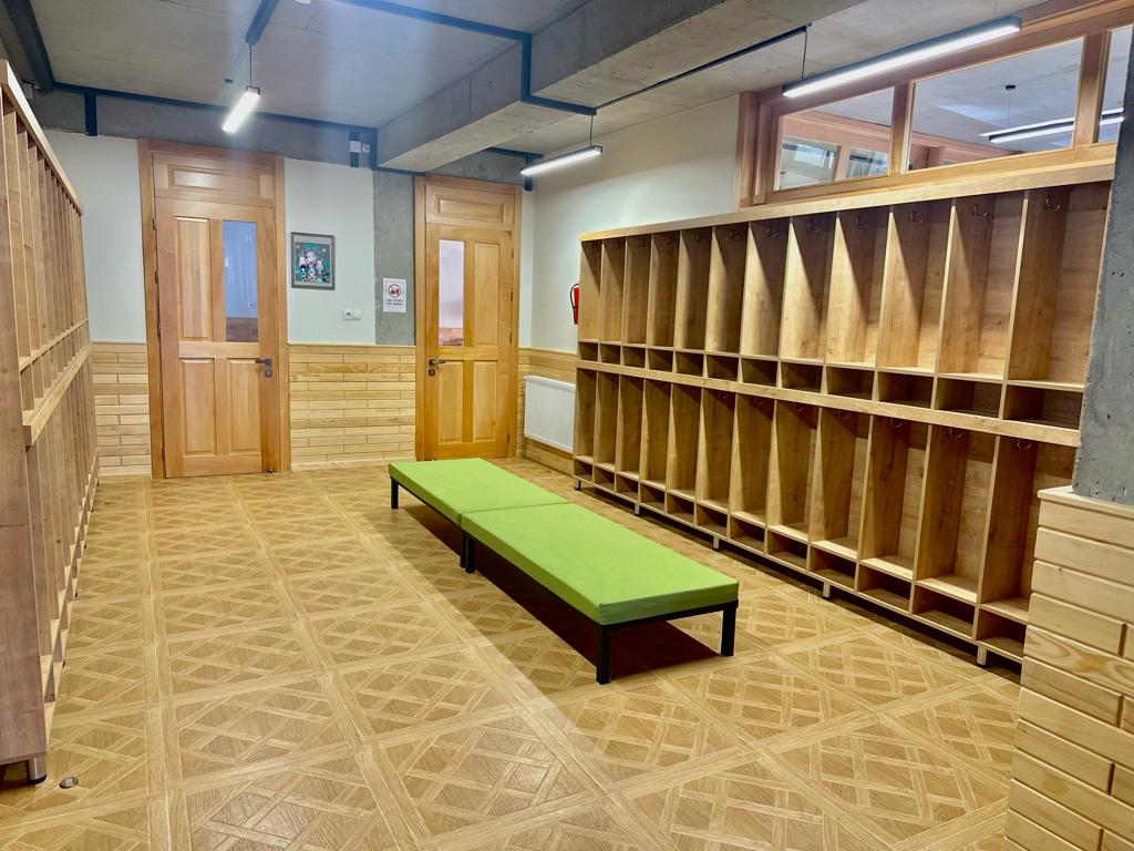 საბავშვო ბაღი ლარდი, ინტერიერი