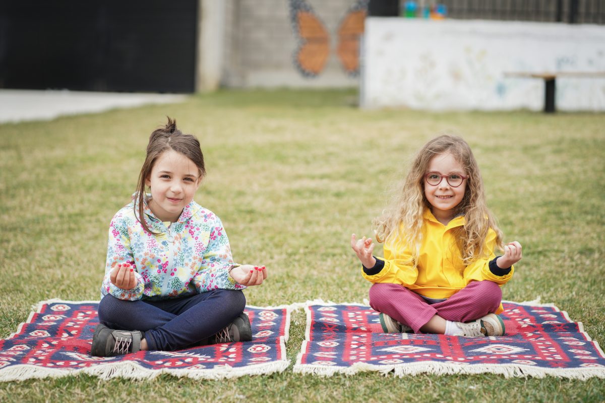 საბავშვო ბაღი ლარდი, საბავშვო ბაღი ლისზე, გარე სივრცე, ეზო
